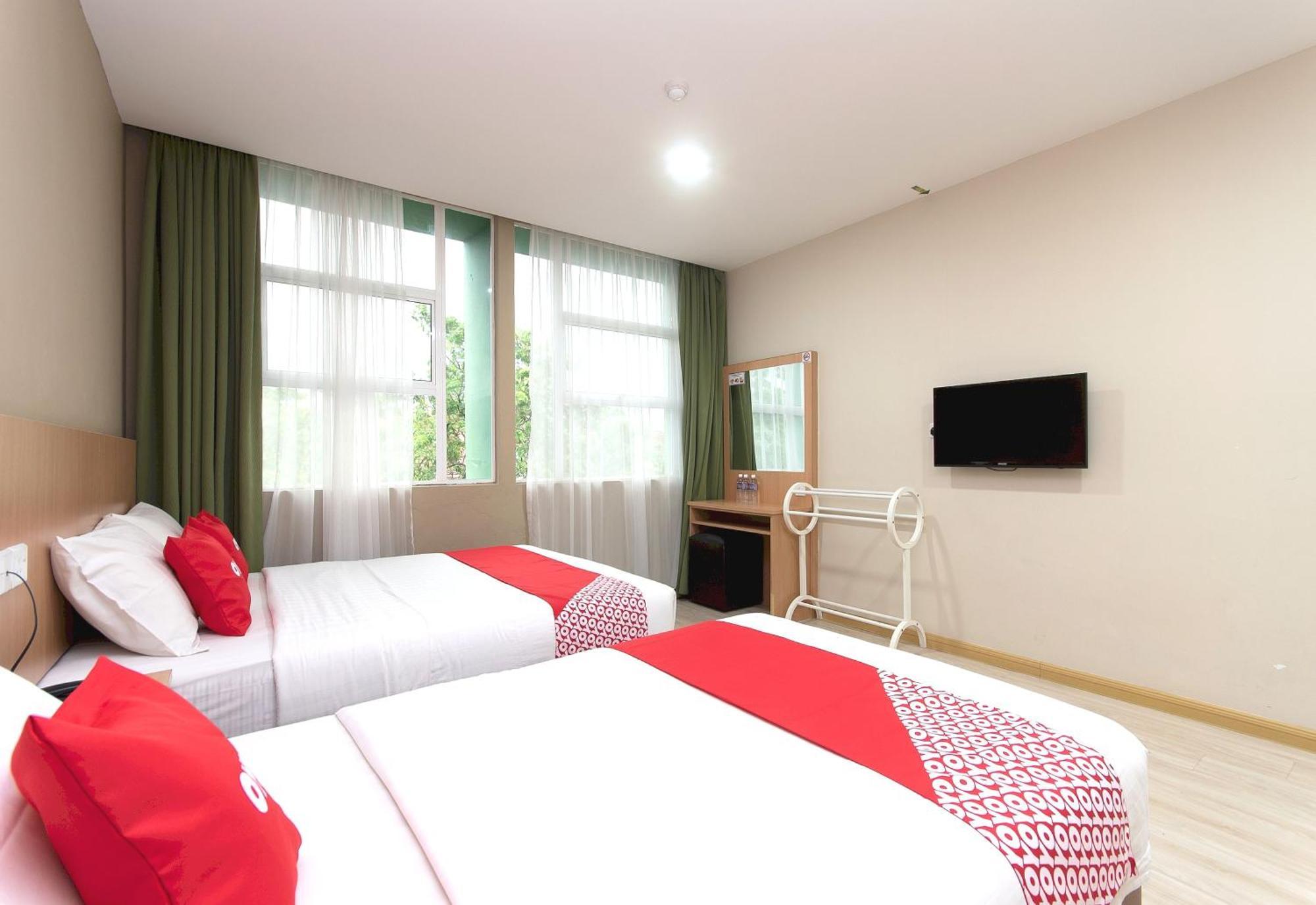 Capital O 89344 Labuan Avenue Hotel 외부 사진